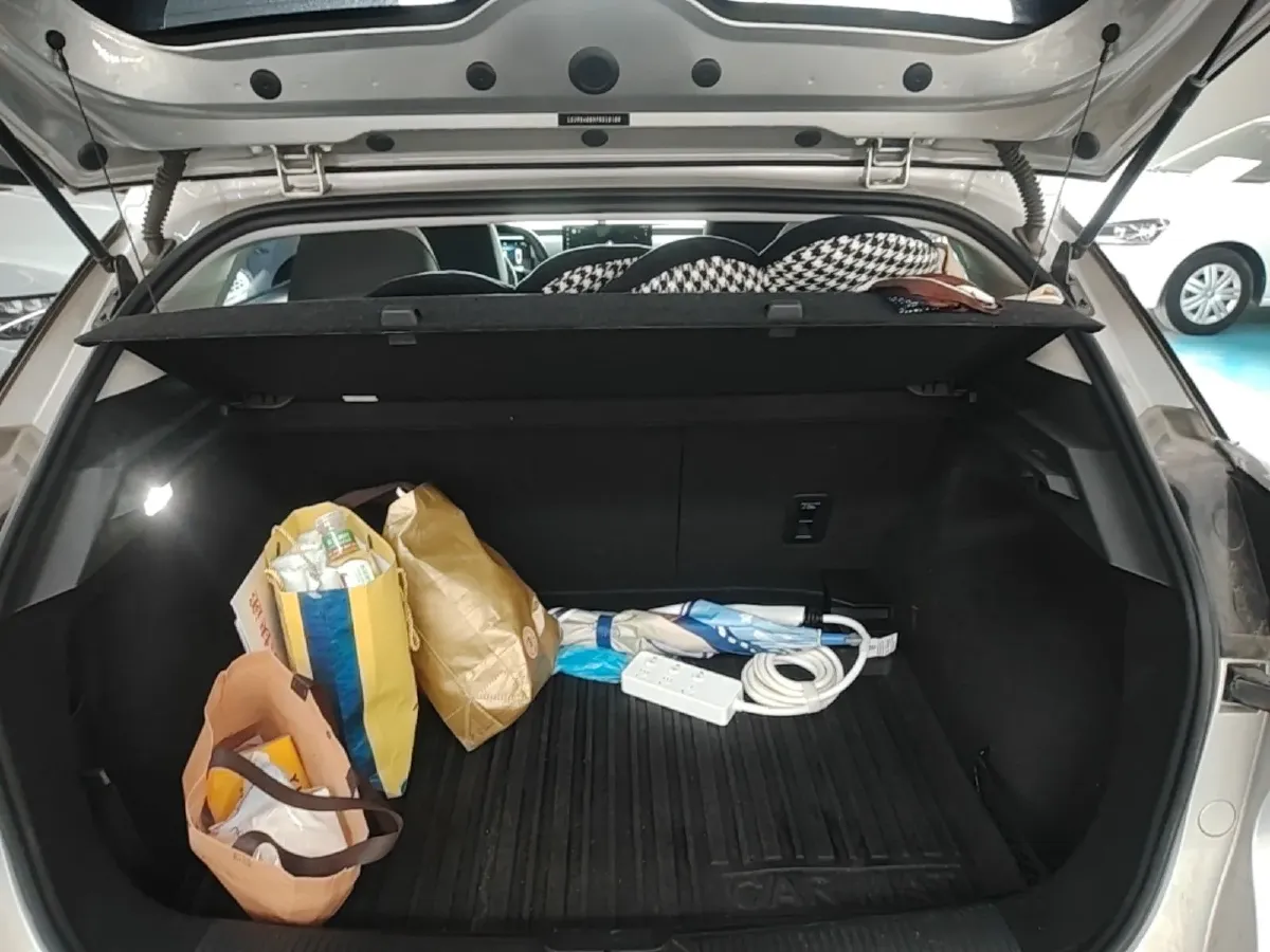 2023 MG MG4 BEV 49KWH,autocango,china used car exporter,china ev exporter,chinese used car exporter,chinese used ev exporter