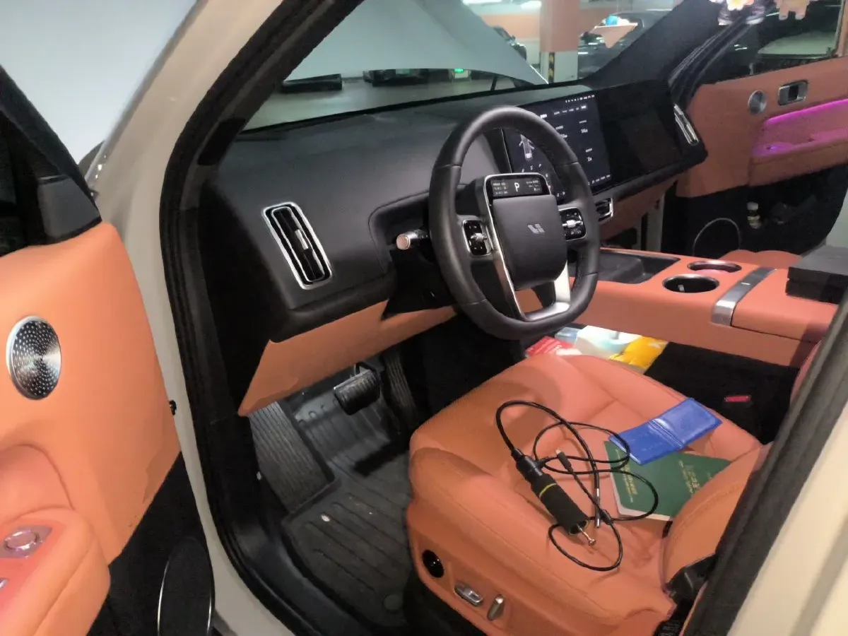 2025 Li L6 Range Extended 154HP L4 REEV,autocango,china used car exporter,china ev exporter,chinese used car exporter,chinese used ev exporter