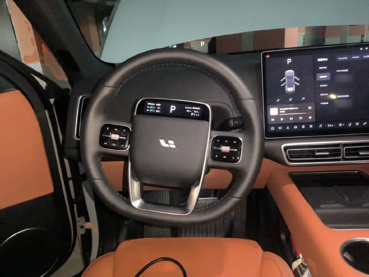 2025 Li L6 Range Extended 154HP L4 REEV,autocango,china used car exporter,china ev exporter,chinese used car exporter,chinese used ev exporter