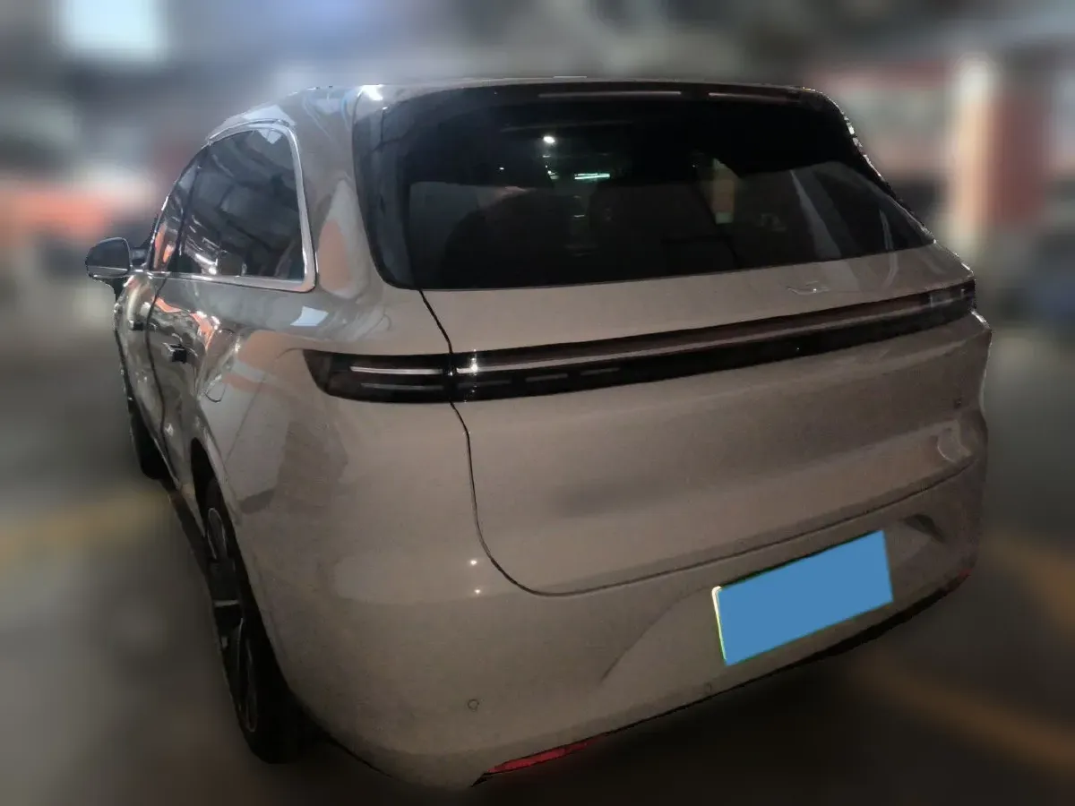 2025 Li L6 Range Extended 154HP L4 REEV,autocango,china used car exporter,china ev exporter,chinese used car exporter,chinese used ev exporter
