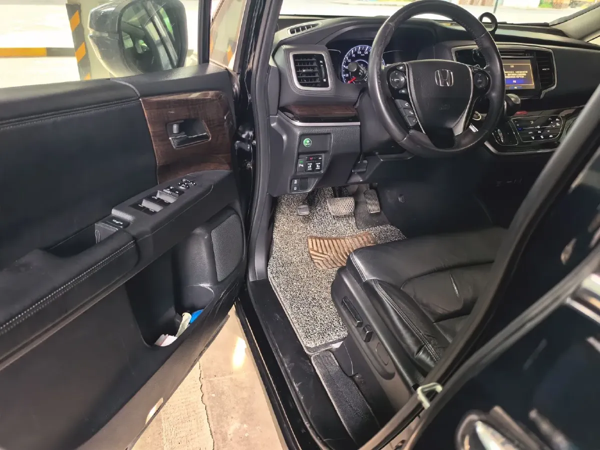 2015 Kia Sorento 2.0T 241HP L4 6AT,autocango,china used car exporter,china ev exporter,chinese used car exporter,chinese used ev exporter