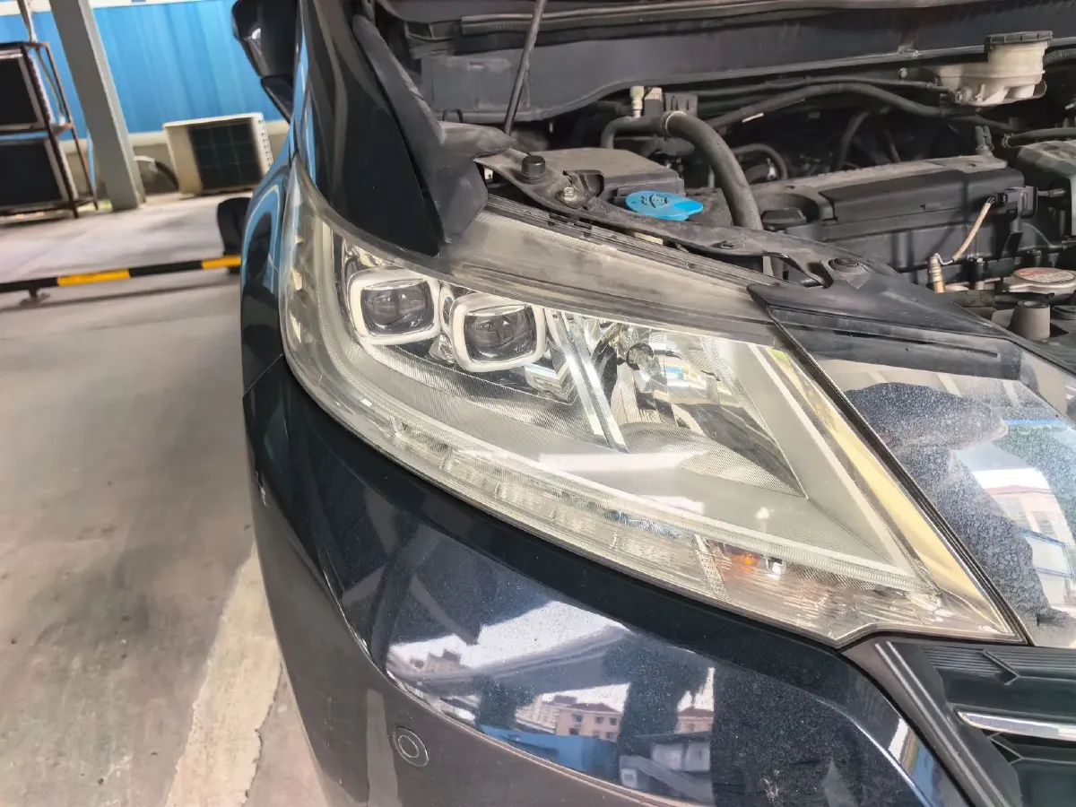 2015 Kia Sorento 2.0T 241HP L4 6AT,autocango,china used car exporter,china ev exporter,chinese used car exporter,chinese used ev exporter