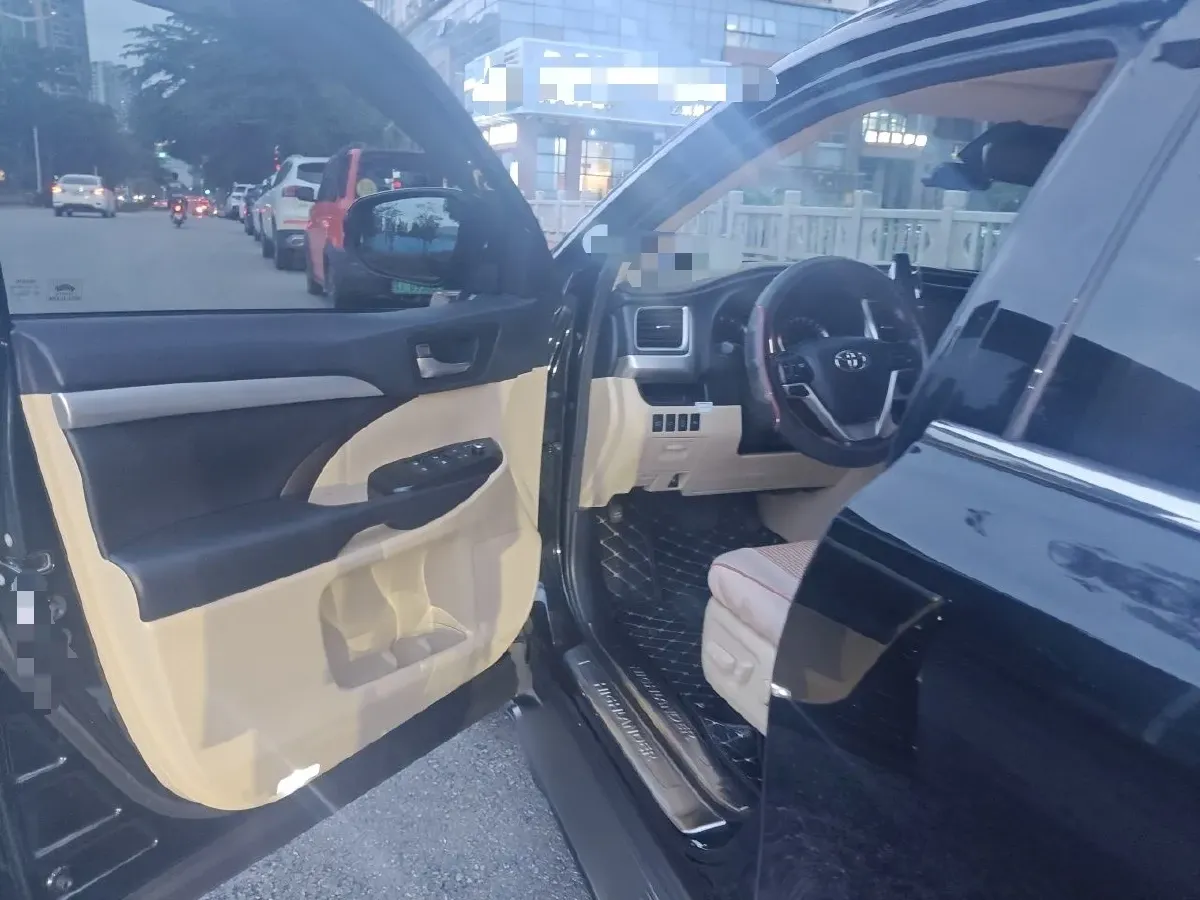 2018 Toyota Highlander 2.0T 220HP L4 6AT,autocango,china used car exporter,china ev exporter,chinese used car exporter,chinese used ev exporter