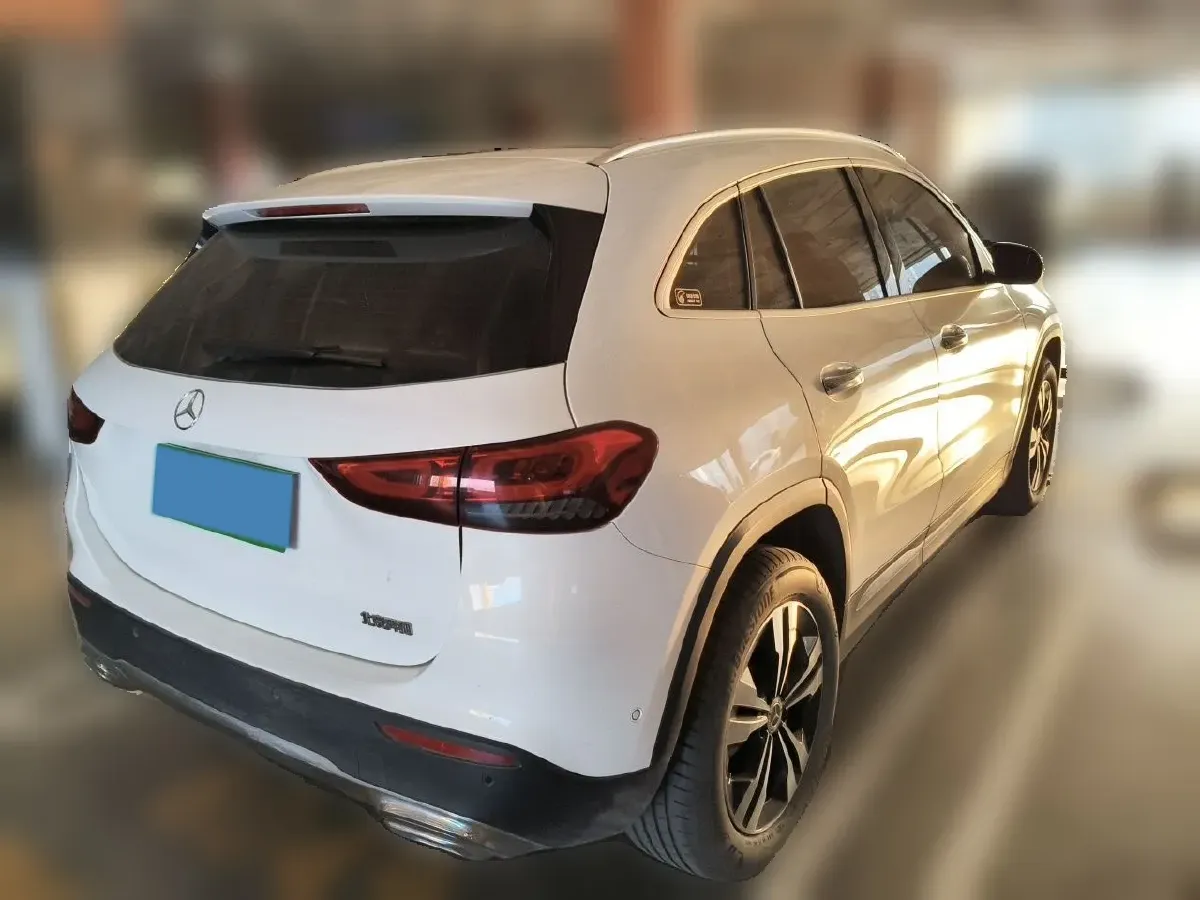 2022 Mercedes-Benz GLA Class 2.0T 190HP L4 8DCT,autocango,china used car exporter,china ev exporter,chinese used car exporter,chinese used ev exporter