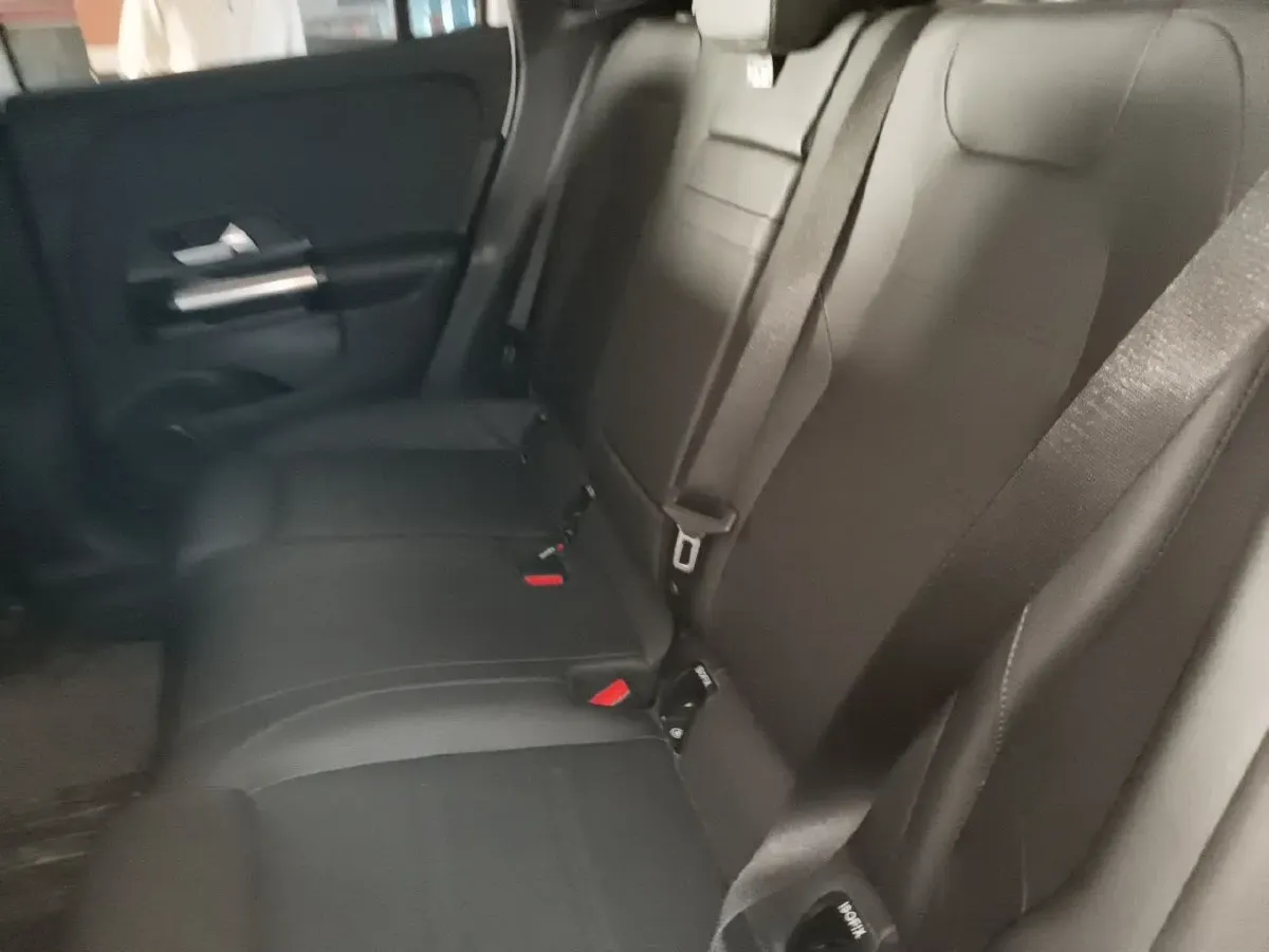 2022 Mercedes-Benz GLA Class 2.0T 190HP L4 8DCT,autocango,china used car exporter,china ev exporter,chinese used car exporter,chinese used ev exporter