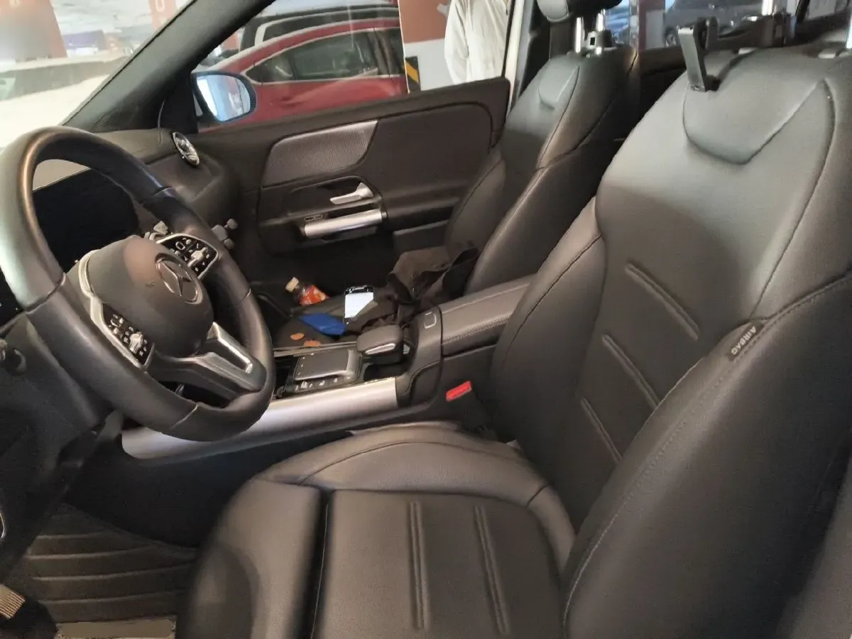 2022 Mercedes-Benz GLA Class 2.0T 190HP L4 8DCT,autocango,china used car exporter,china ev exporter,chinese used car exporter,chinese used ev exporter