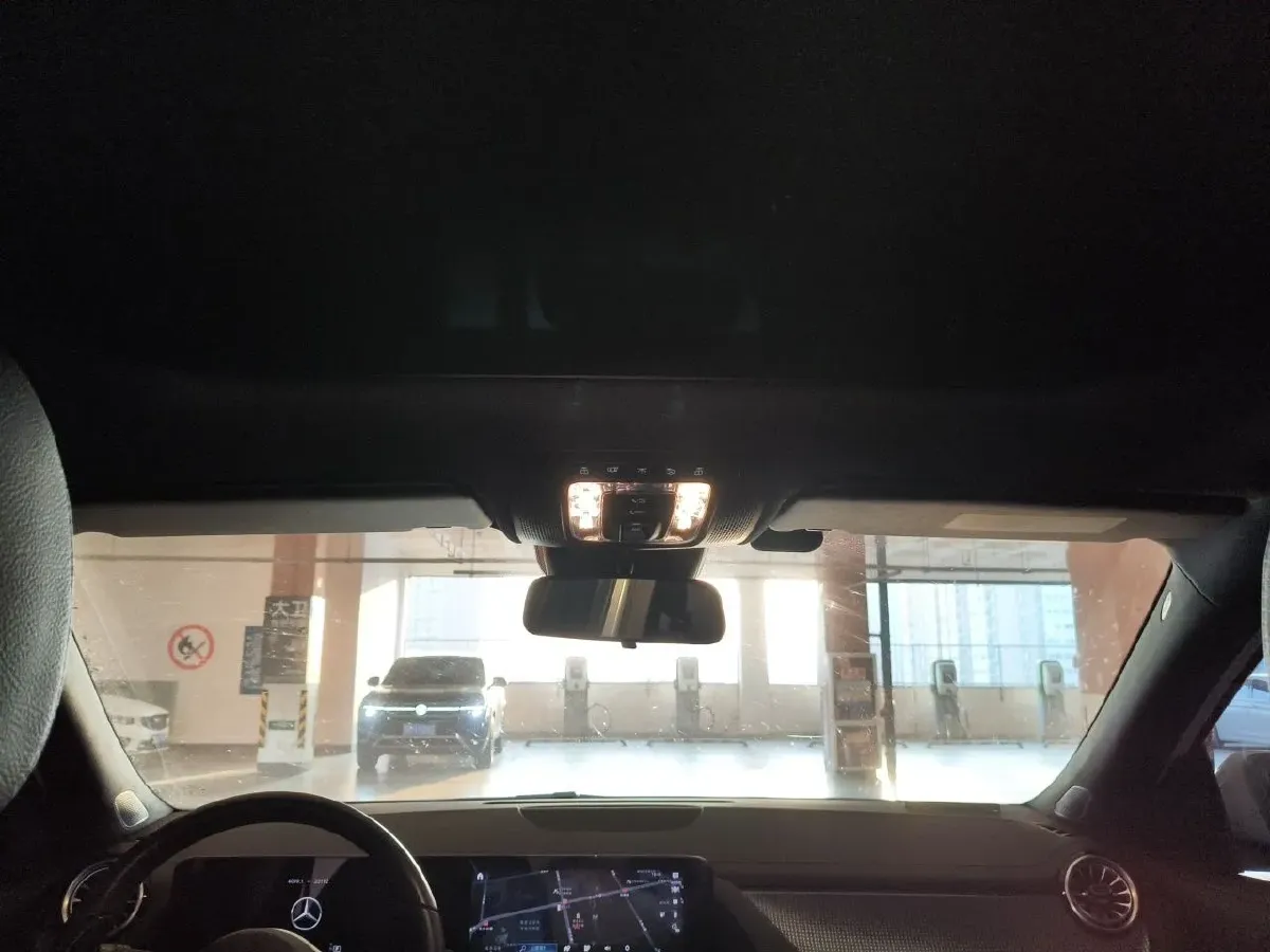 2022 Mercedes-Benz GLA Class 2.0T 190HP L4 8DCT,autocango,china used car exporter,china ev exporter,chinese used car exporter,chinese used ev exporter