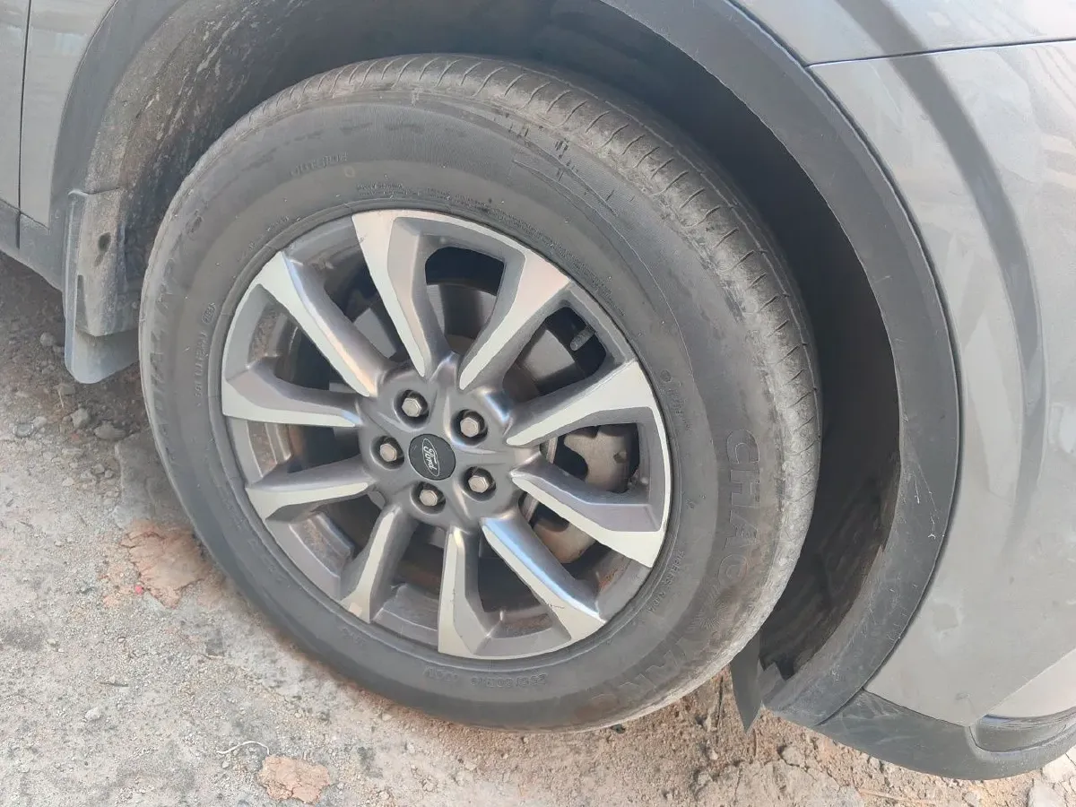 2023 Ford Edge 2.0T 252HP L4 8AT,autocango,china used car exporter,china ev exporter,chinese used car exporter,chinese used ev exporter