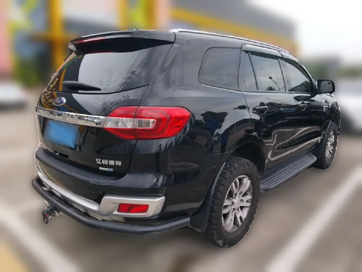2017 Ford Everest 2.0T 245HP L4 6AT,autocango,china used car exporter,china ev exporter,chinese used car exporter,chinese used ev exporter