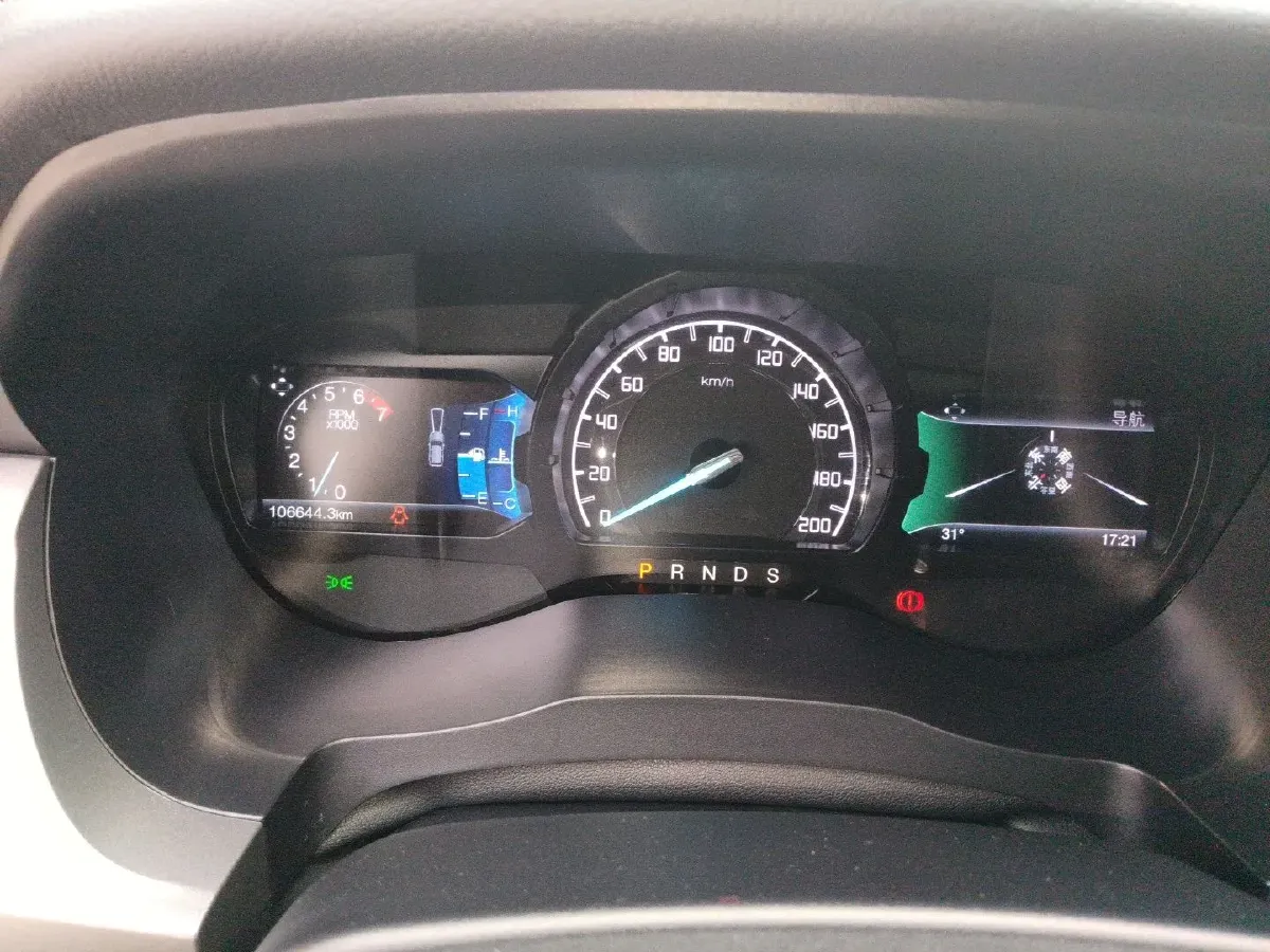 2017 Ford Everest 2.0T 245HP L4 6AT,autocango,china used car exporter,china ev exporter,chinese used car exporter,chinese used ev exporter