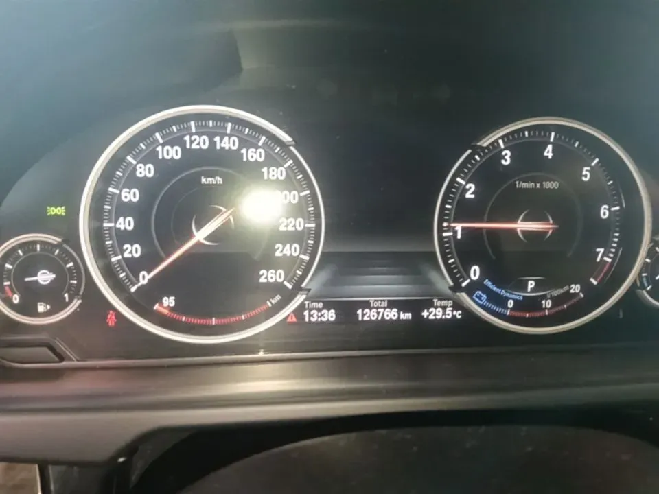 2010 BMW X5 4.4T 555HP V8 6AT,autocango,china used car exporter,china ev exporter,chinese used car exporter,chinese used ev exporter