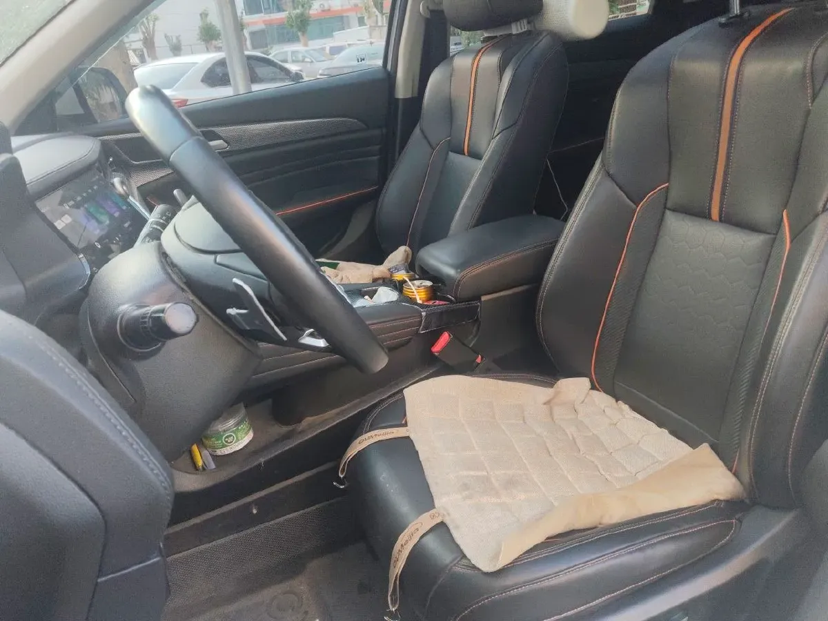 2021 Haval F7 2.0T 224HP L4 7DCT,autocango,china used car exporter,china ev exporter,chinese used car exporter,chinese used ev exporter
