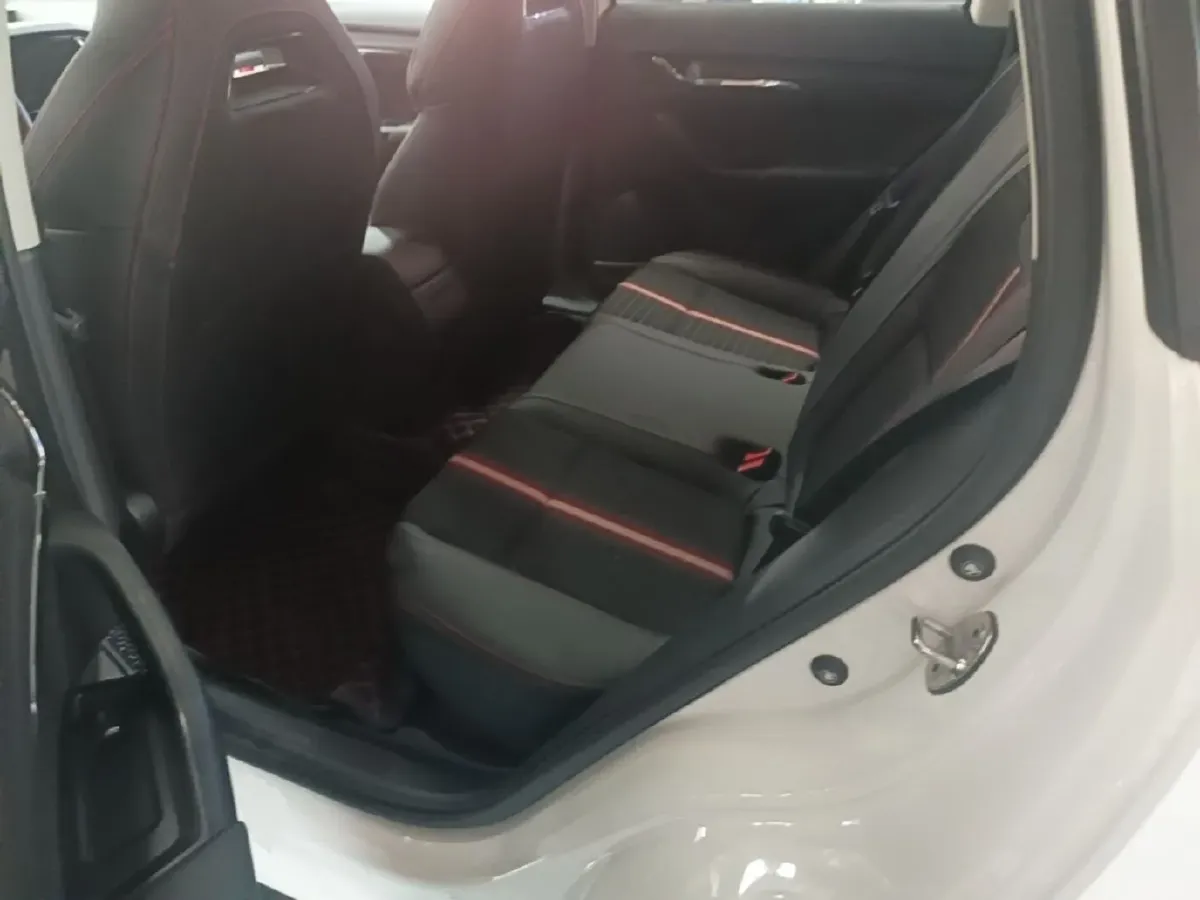 2020 Skoda Kamiq 1.5L 112HP L4 6AT,autocango,china used car exporter,china ev exporter,chinese used car exporter,chinese used ev exporter