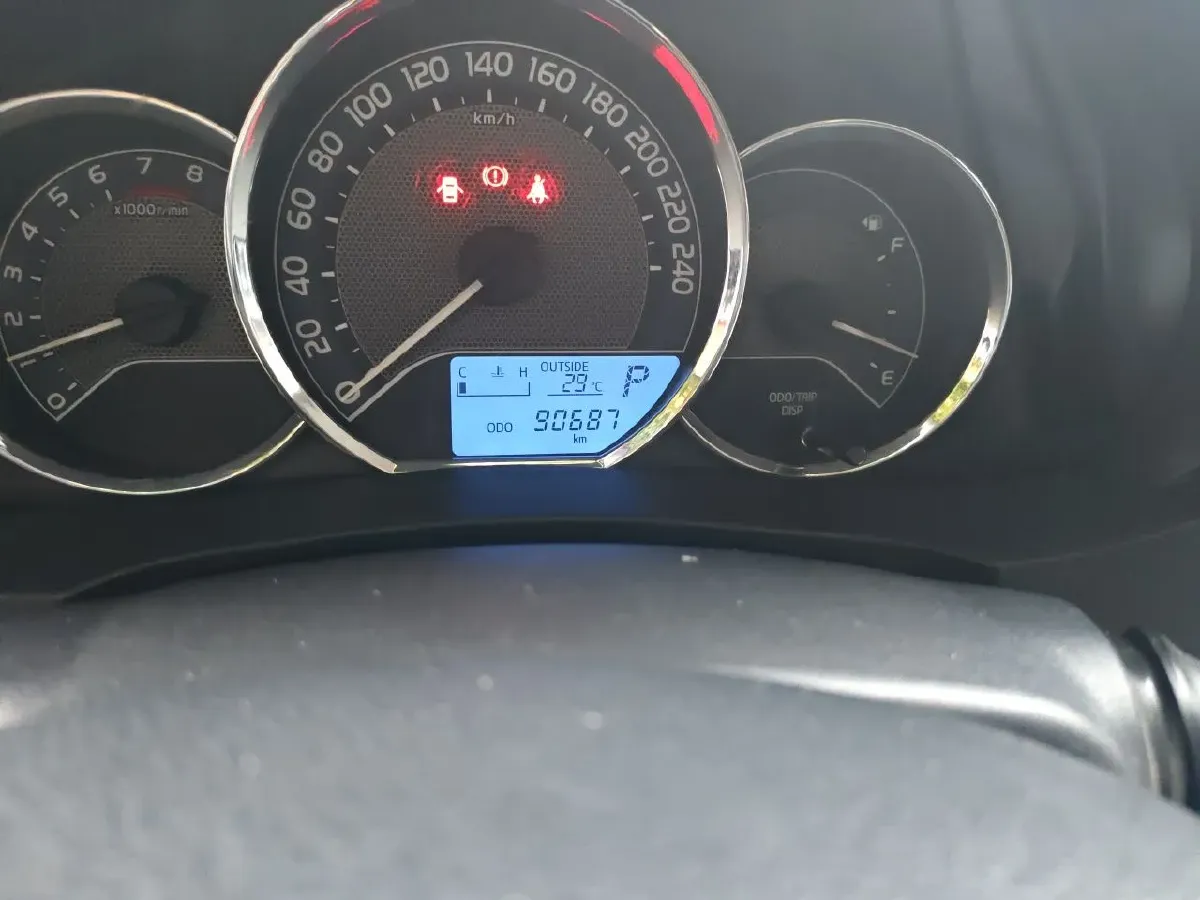 2014 Toyota Corolla 1.6L 122HP L4 CVT,autocango,china used car exporter,china ev exporter,chinese used car exporter,chinese used ev exporter