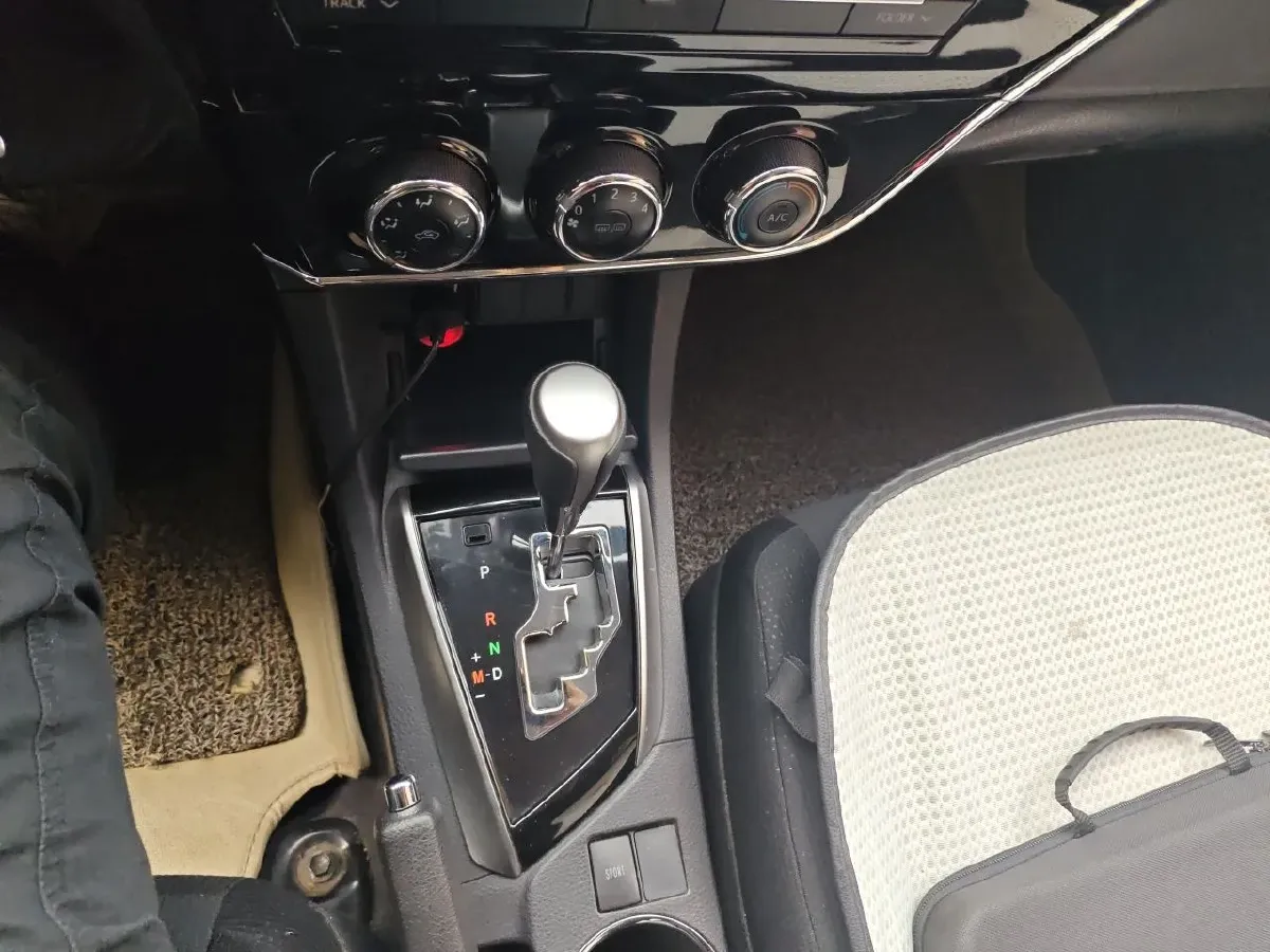 2014 Toyota Corolla 1.6L 122HP L4 CVT,autocango,china used car exporter,china ev exporter,chinese used car exporter,chinese used ev exporter