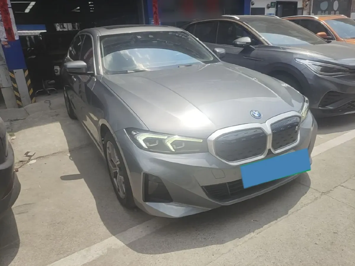2022 BMW i3 BEV 70KWH,autocango,china used car exporter,china ev exporter,chinese used car exporter,chinese used ev exporter