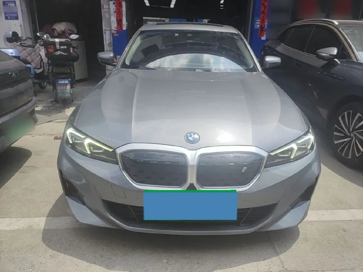 2022 BMW i3 BEV 70KWH,autocango,china used car exporter,china ev exporter,chinese used car exporter,chinese used ev exporter