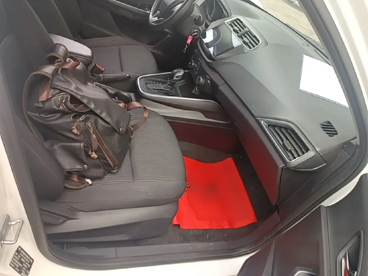 2019 Ford Escort 1.5L 122HP L3 6AT,autocango,china used car exporter,china ev exporter,chinese used car exporter,chinese used ev exporter