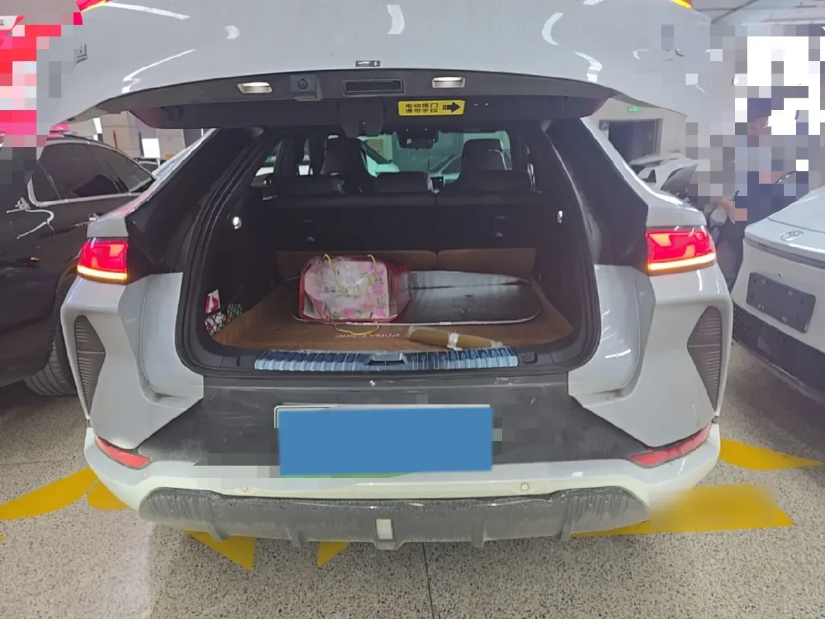 2025 BYD SongL EV BEV 71.8KWH,autocango,china used car exporter,china ev exporter,chinese used car exporter,chinese used ev exporter