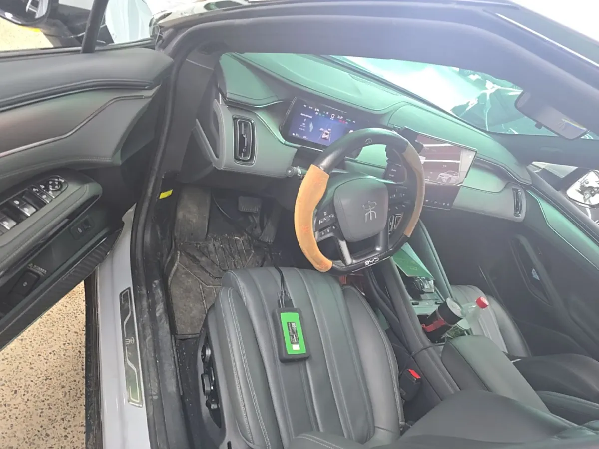 2025 BYD SongL EV BEV 71.8KWH,autocango,china used car exporter,china ev exporter,chinese used car exporter,chinese used ev exporter