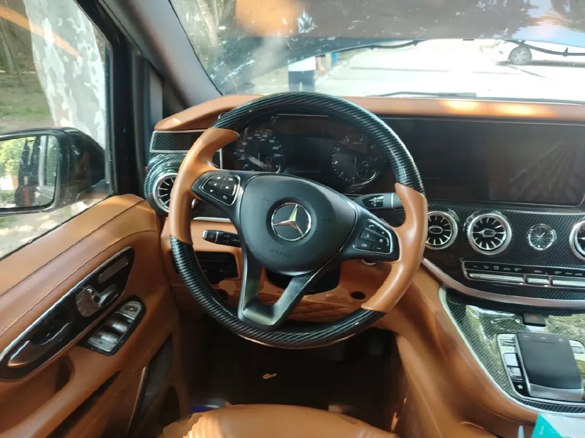 2023 Mercedes-Benz Vito 2.0T 211HP L4 9AT,autocango,china used car exporter,china ev exporter,chinese used car exporter,chinese used ev exporter