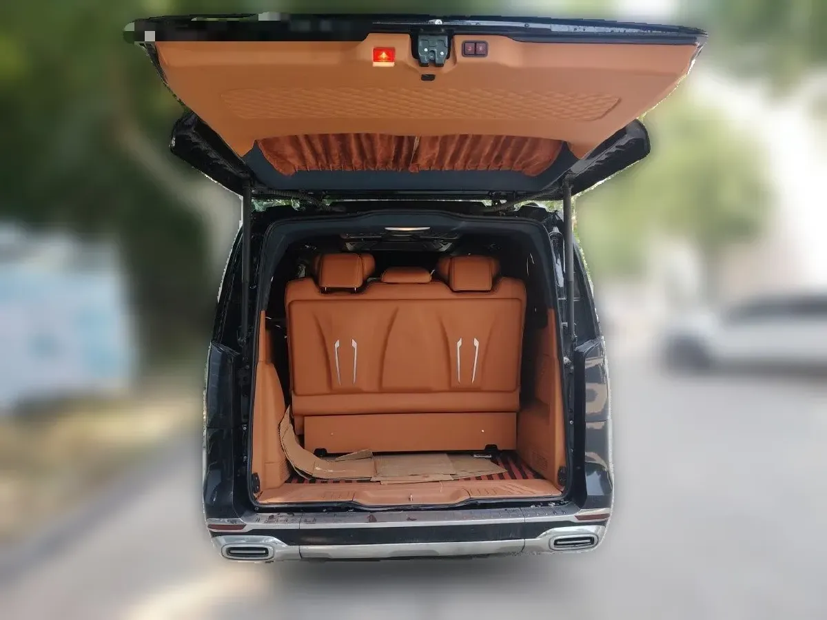 2023 Mercedes-Benz Vito 2.0T 211HP L4 9AT,autocango,china used car exporter,china ev exporter,chinese used car exporter,chinese used ev exporter