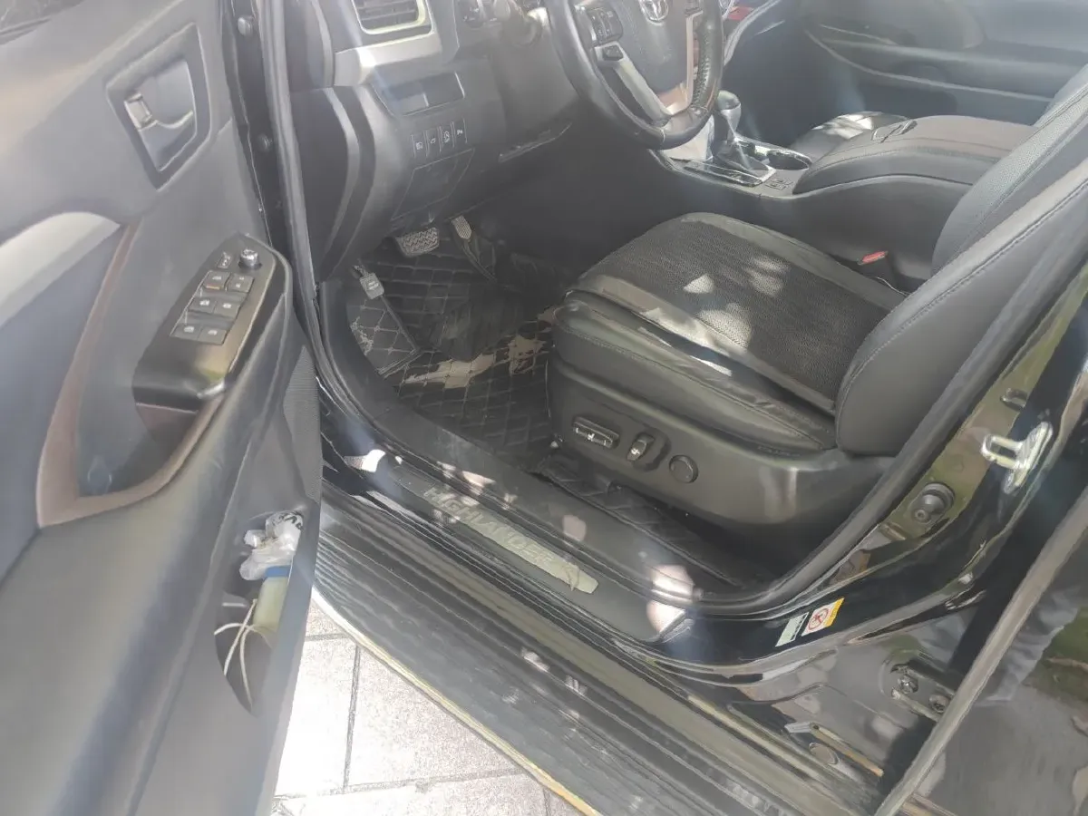 2018 Toyota Highlander 2.0T 220HP L4 6AT,autocango,china used car exporter,china ev exporter,chinese used car exporter,chinese used ev exporter