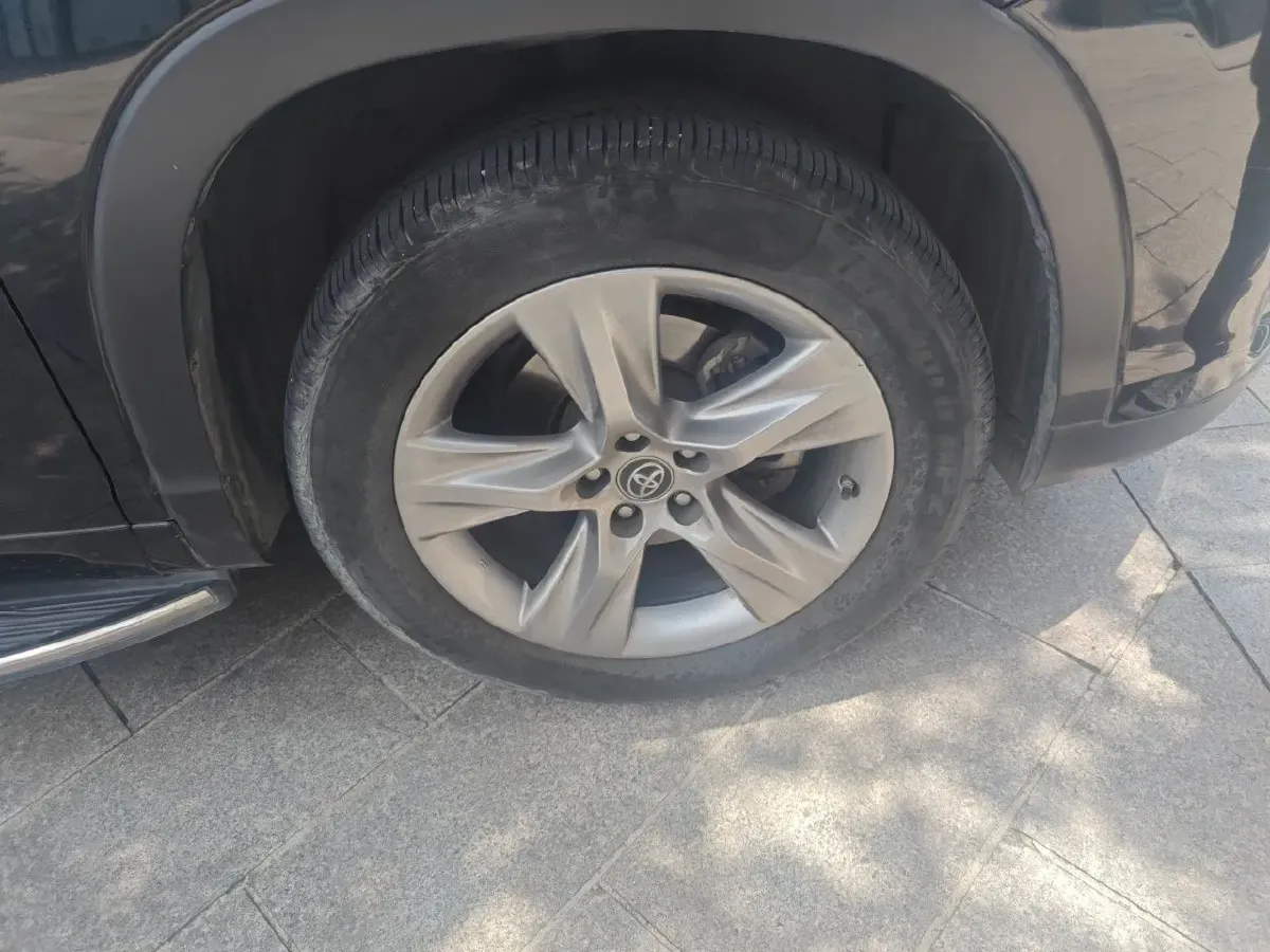 2018 Toyota Highlander 2.0T 220HP L4 6AT,autocango,china used car exporter,china ev exporter,chinese used car exporter,chinese used ev exporter