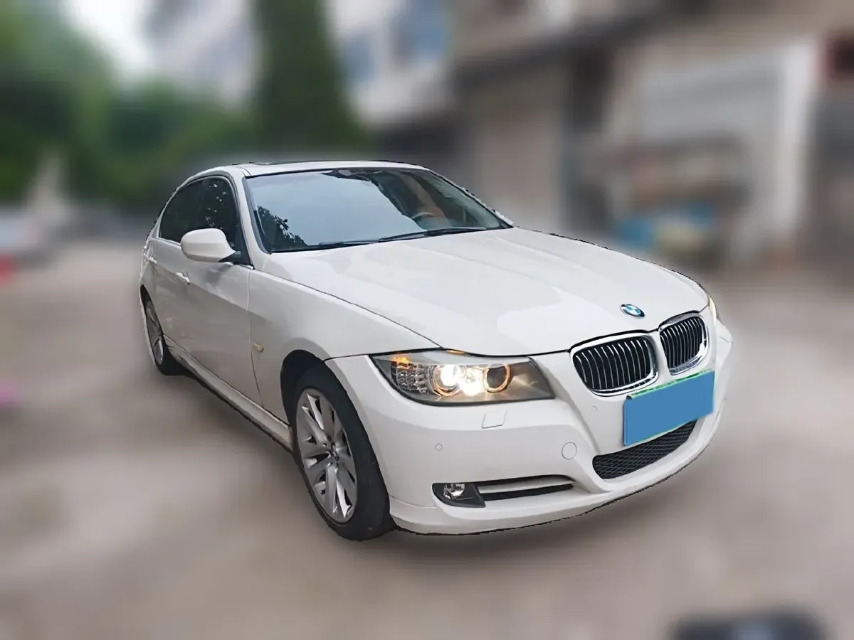 2011 BMW 3 Series 2.0L 152HP L4 6AT,autocango,china used car exporter,china ev exporter,chinese used car exporter,chinese used ev exporter