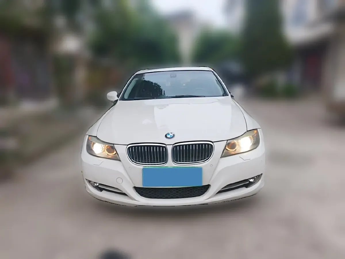 2011 BMW 3 Series 2.0L 152HP L4 6AT,autocango,china used car exporter,china ev exporter,chinese used car exporter,chinese used ev exporter