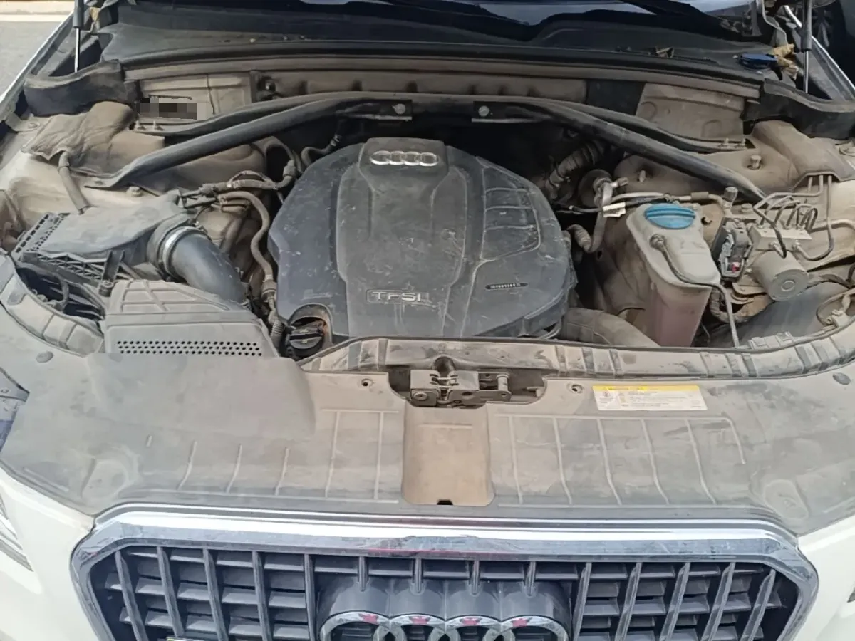 2015 Audi Q5 2.0T 224HP L4 8AT,autocango,china used car exporter,china ev exporter,chinese used car exporter,chinese used ev exporter