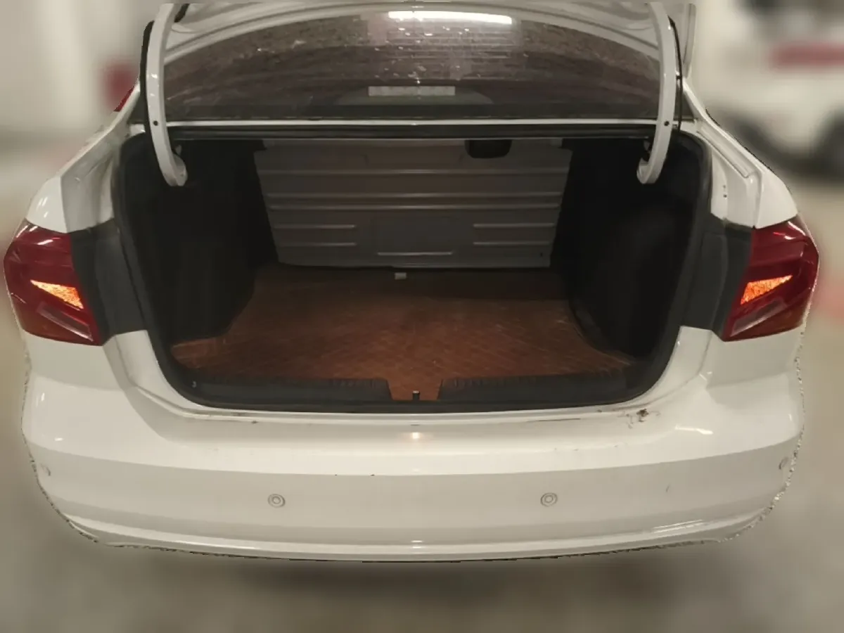 2017 Volkswagen Jetta 1.5L 110HP L4 6AT,autocango,china used car exporter,china ev exporter,chinese used car exporter,chinese used ev exporter