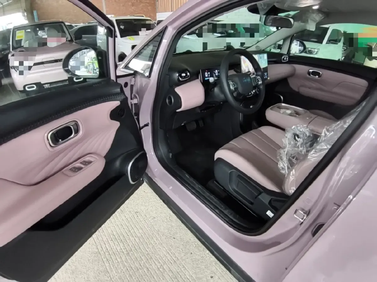 2025 Aion AION UT BEV,autocango,china used car exporter,china ev exporter,chinese used car exporter,chinese used ev exporter