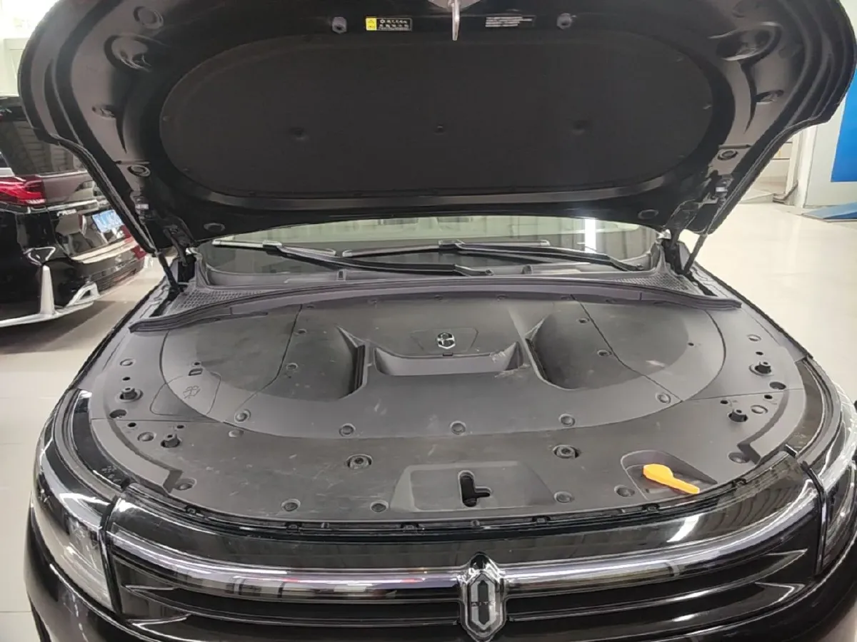2024 AITO AITO M7 1.5T 152HP L4 REEV 40KWH,autocango,china used car exporter,china ev exporter,chinese used car exporter,chinese used ev exporter