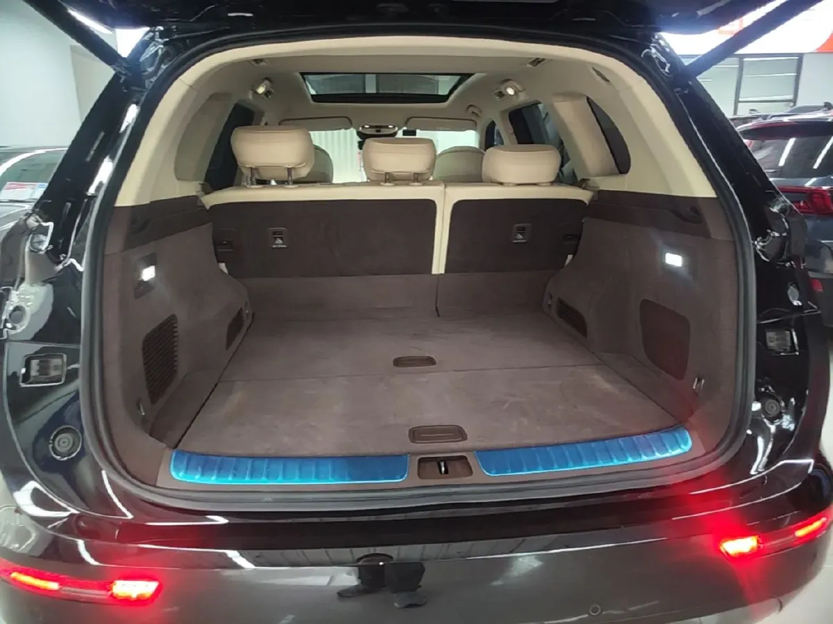 2024 AITO AITO M7 1.5T 152HP L4 REEV 40KWH,autocango,china used car exporter,china ev exporter,chinese used car exporter,chinese used ev exporter