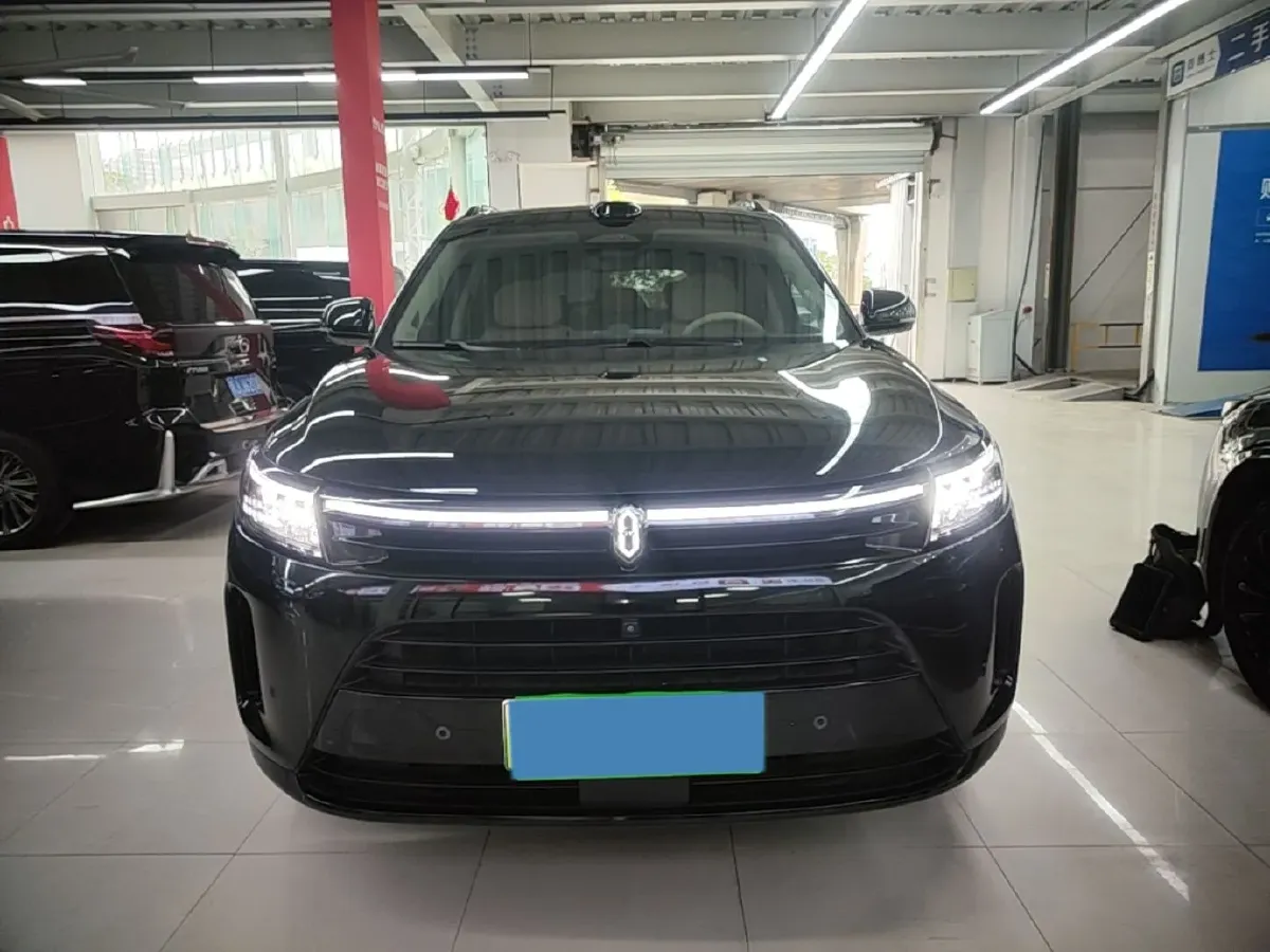 2024 AITO AITO M7 1.5T 152HP L4 REEV 40KWH,autocango,china used car exporter,china ev exporter,chinese used car exporter,chinese used ev exporter