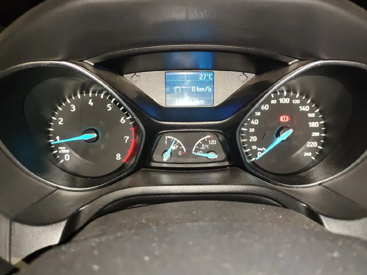 2017 Ford Focus 1.6L 125HP L4 5MT,autocango,china used car exporter,china ev exporter,chinese used car exporter,chinese used ev exporter