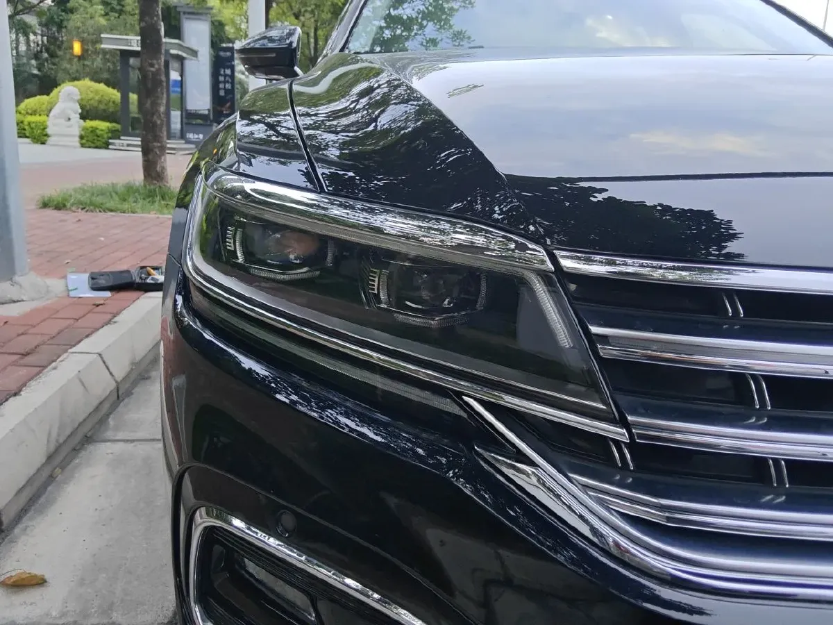 2021 Volkswagen Phideon 2.0T 224HP L4 7DCT,autocango,china used car exporter,china ev exporter,chinese used car exporter,chinese used ev exporter