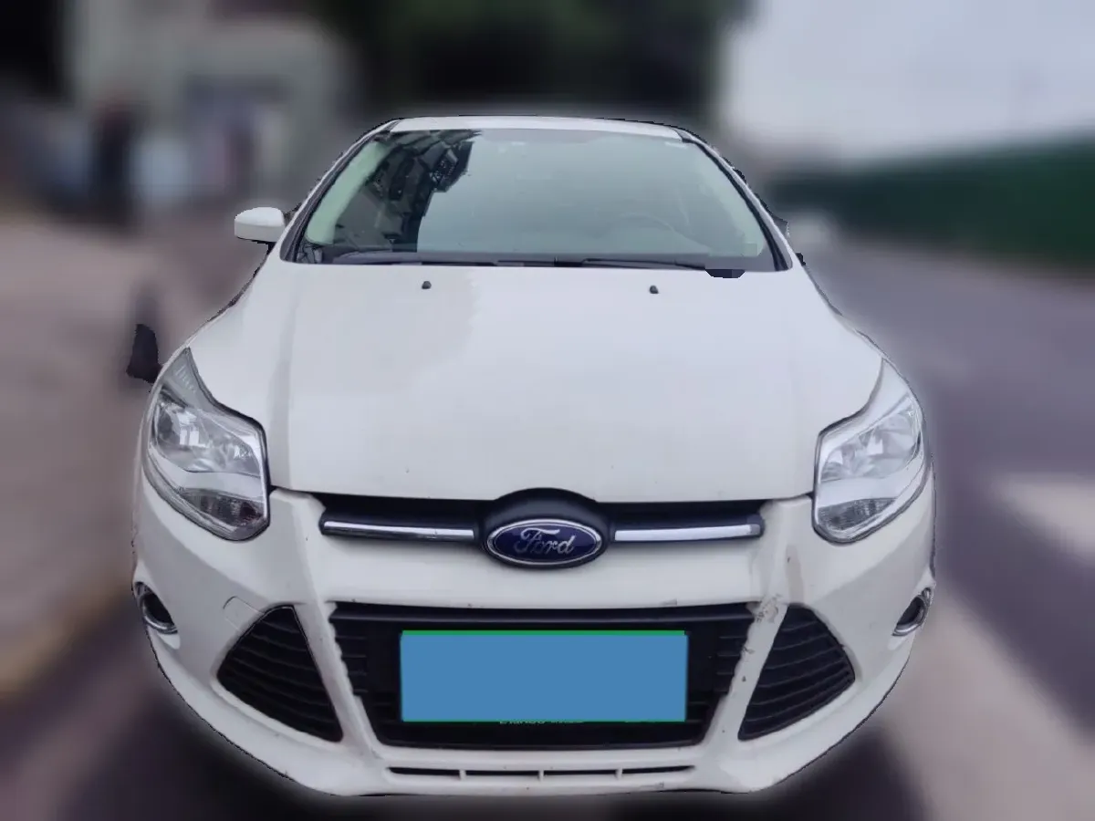 2012 Ford Focus 1.6L 125HP L4 6DCT,autocango,china used car exporter,china ev exporter,chinese used car exporter,chinese used ev exporter