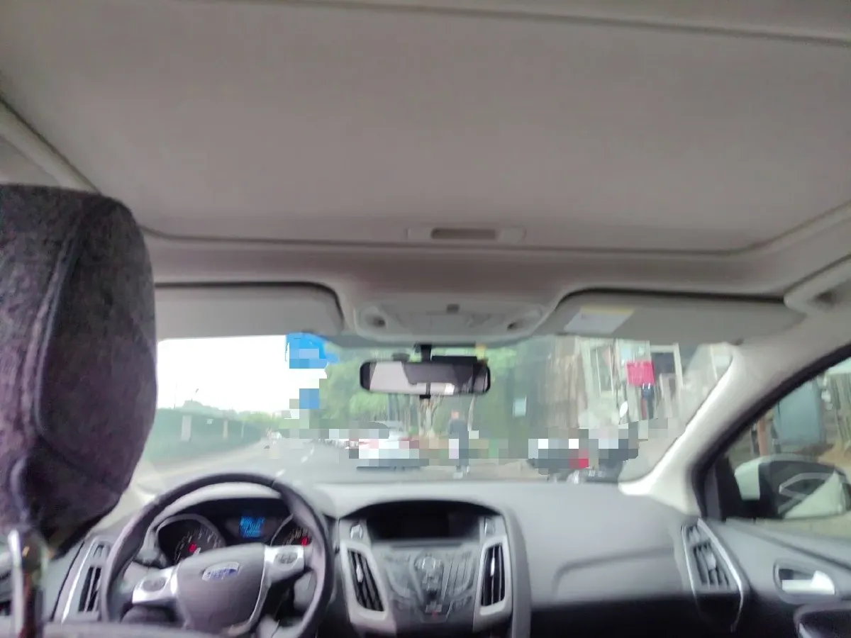2012 Ford Focus 1.6L 125HP L4 6DCT,autocango,china used car exporter,china ev exporter,chinese used car exporter,chinese used ev exporter