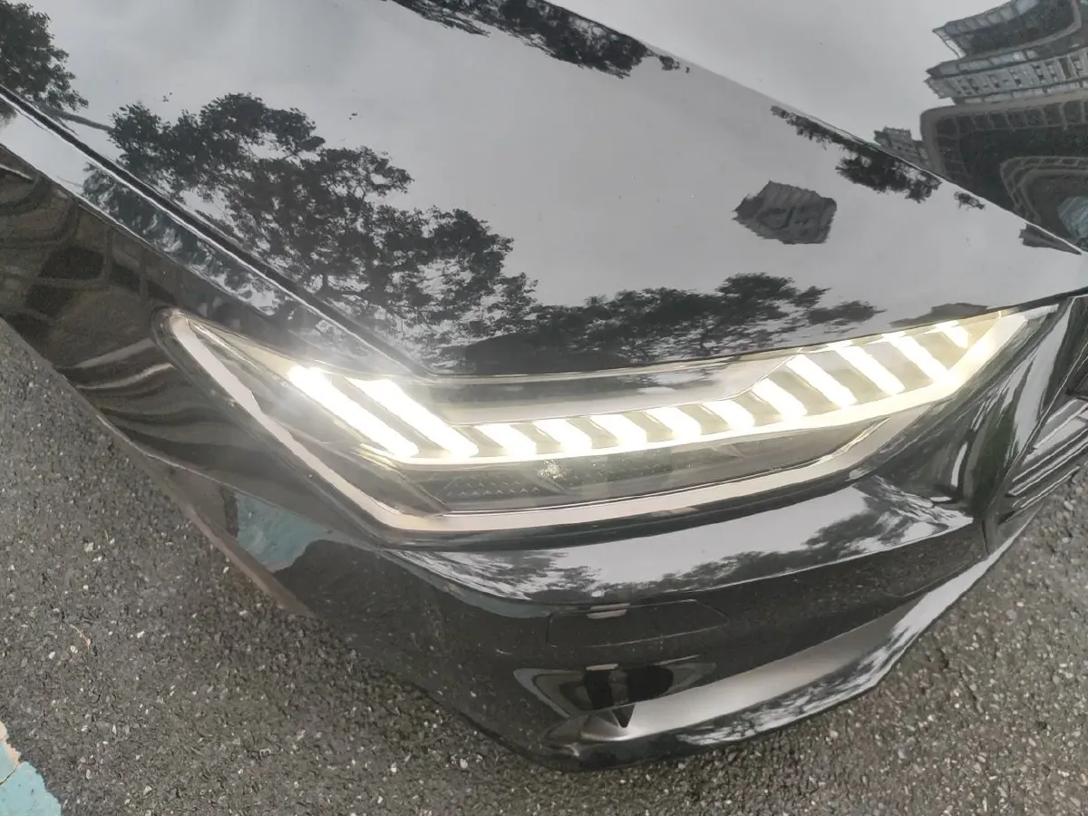2024 Audi A7L 2.0T 245HP L4 7DCT,autocango,china used car exporter,china ev exporter,chinese used car exporter,chinese used ev exporter