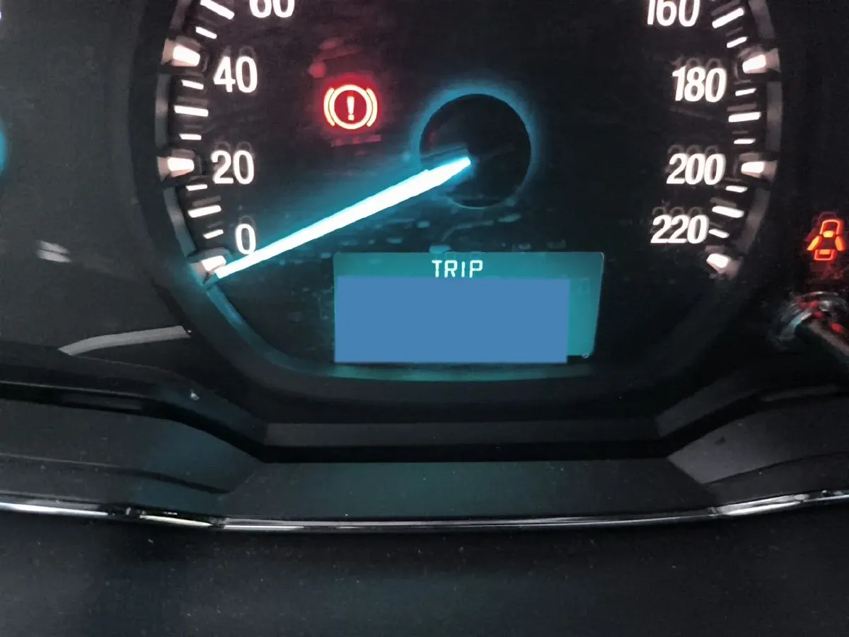 2015 Ford Escort 1.5L 113HP L4 6AT,autocango,china used car exporter,china ev exporter,chinese used car exporter,chinese used ev exporter