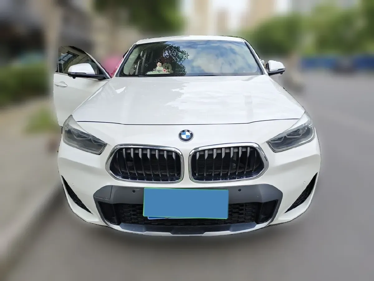 2021 BMW X2 1.5T 140HP L3 7DCT,autocango,china used car exporter,china ev exporter,chinese used car exporter,chinese used ev exporter