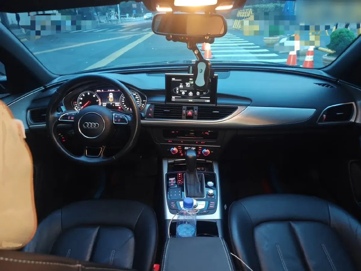 2018 Audi A6L 2.0T 224HP L4 7DCT,autocango,china used car exporter,china ev exporter,chinese used car exporter,chinese used ev exporter