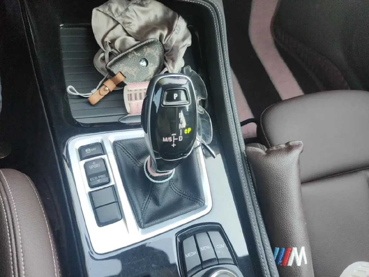 2020 BMW 1 Series 1.5T 140HP L3 7DCT,autocango,china used car exporter,china ev exporter,chinese used car exporter,chinese used ev exporter