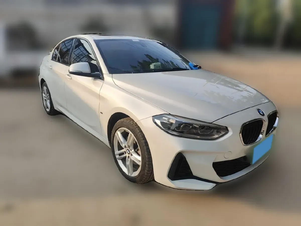 2020 BMW 1 Series 1.5T 140HP L3 7DCT,autocango,china used car exporter,china ev exporter,chinese used car exporter,chinese used ev exporter