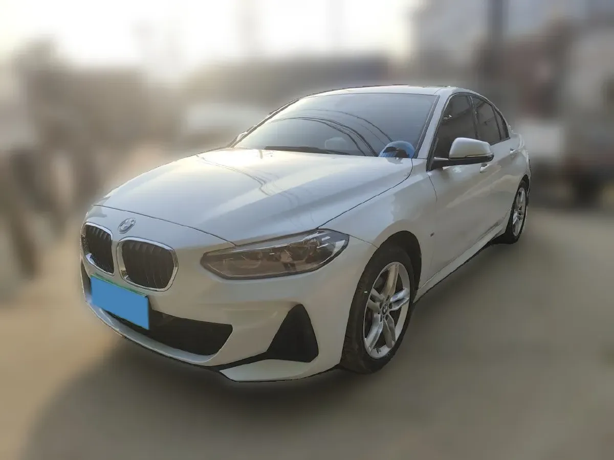 2020 BMW 1 Series 1.5T 140HP L3 7DCT,autocango,china used car exporter,china ev exporter,chinese used car exporter,chinese used ev exporter