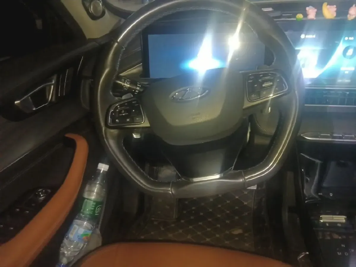2021 Geely Monjaro 2.0T 218HP L4 7DCT,autocango,china used car exporter,china ev exporter,chinese used car exporter,chinese used ev exporter