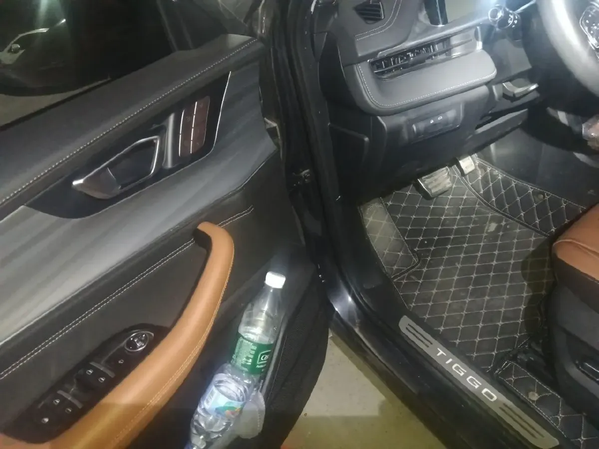 2021 Geely Monjaro 2.0T 218HP L4 7DCT,autocango,china used car exporter,china ev exporter,chinese used car exporter,chinese used ev exporter