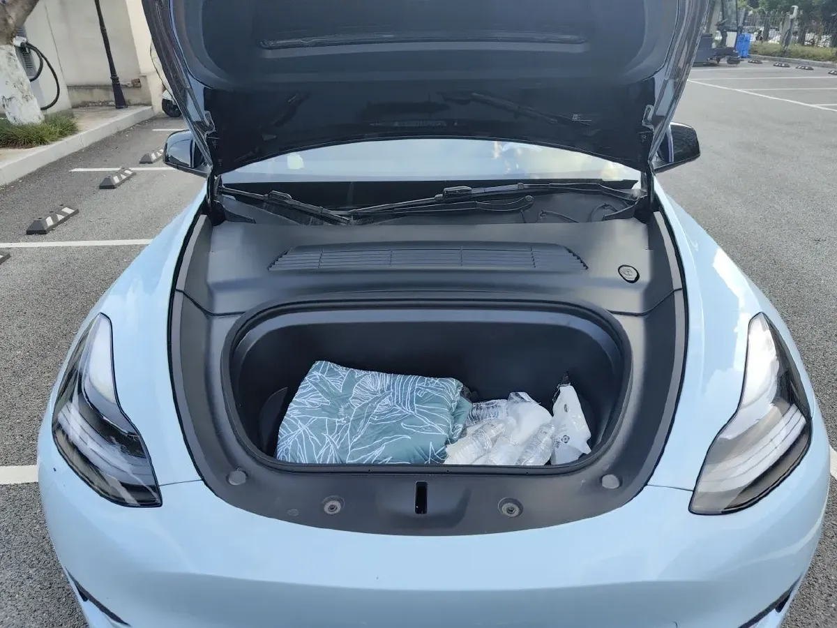 2022 Tesla Model Y BEV 60KWH,autocango,china used car exporter,china ev exporter,chinese used car exporter,chinese used ev exporter